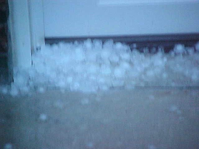 2/25/04 Whiteside Hail 03